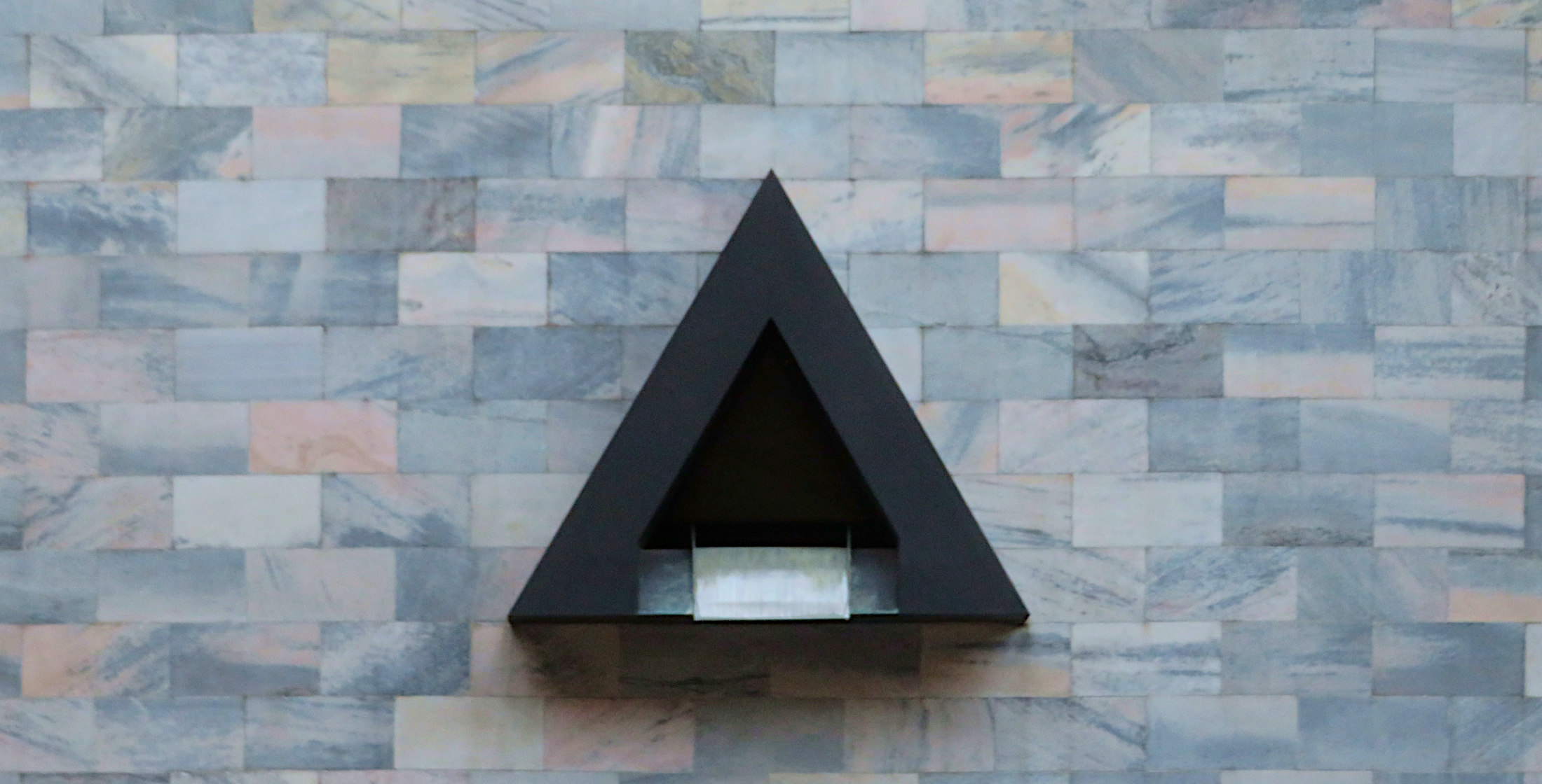 aldo-rossi-monumento-a-sandro-pertini-006