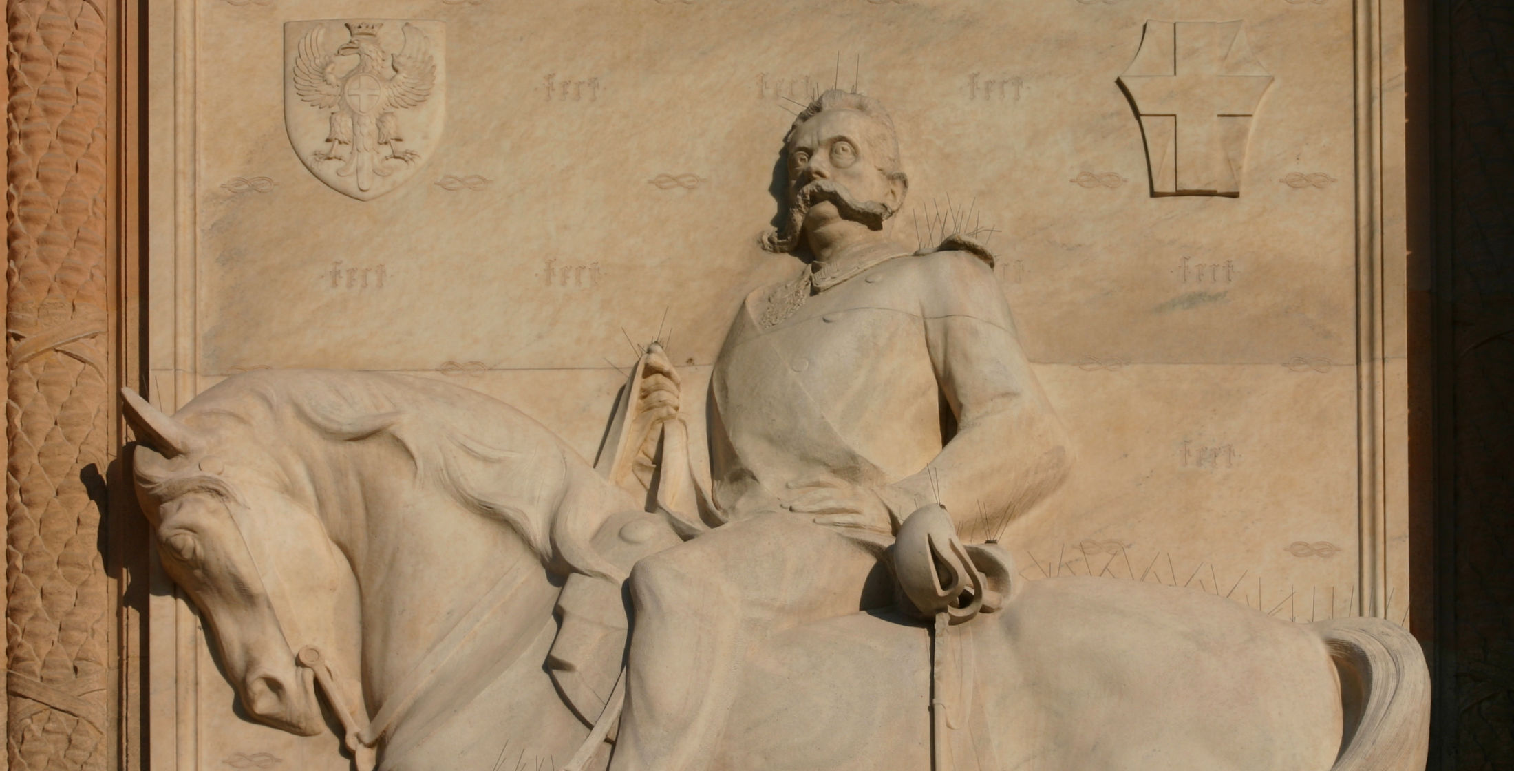 luigi-secchi-bassorilievo-di-umberto-i-003
